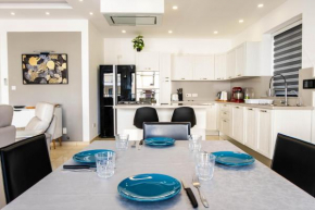 Mellieha, Luxury 3 Bedroom Azure Maisonette